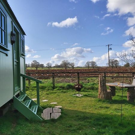 The Old Mill Shepherds Hut โอ๊คแฮมป์ตัน ภายนอก รูปภาพ