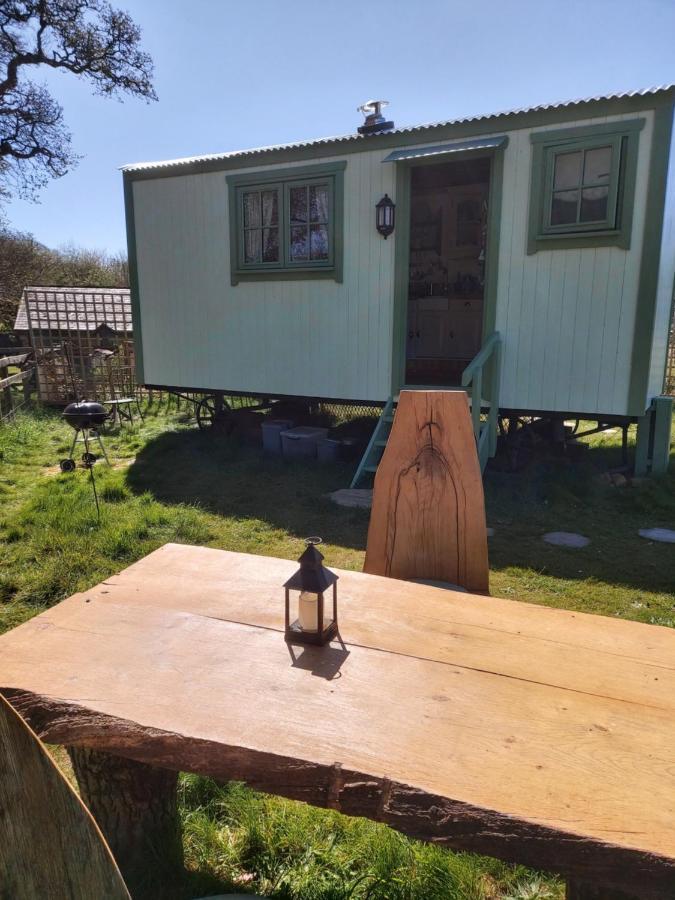 The Old Mill Shepherds Hut โอ๊คแฮมป์ตัน ภายนอก รูปภาพ